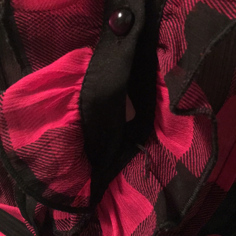 Sheer button down plaid top with ruffled bib - Picture 5 of 8